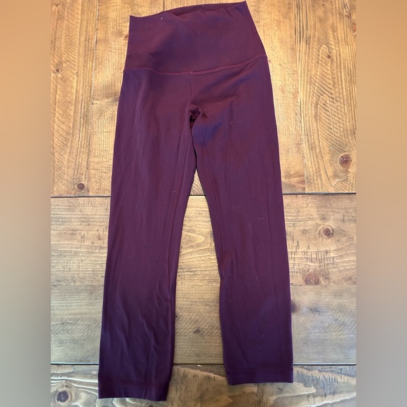 Lululemon Align High Rise Crop 21” in Maroon Size 4 - Picture 4 of 5